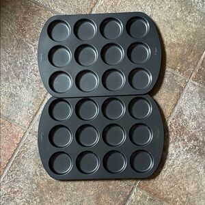 Wilton Non-Stick Muffin Top Pan Set